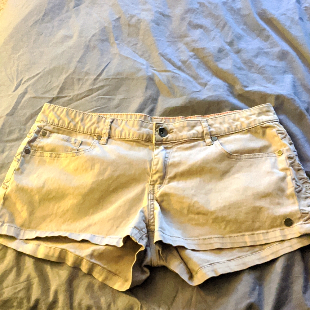 Roxy shorts